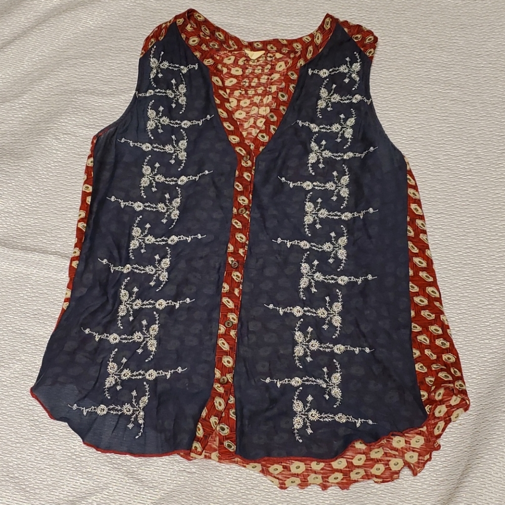Anthropologie Tunic blouseTiny button up tank